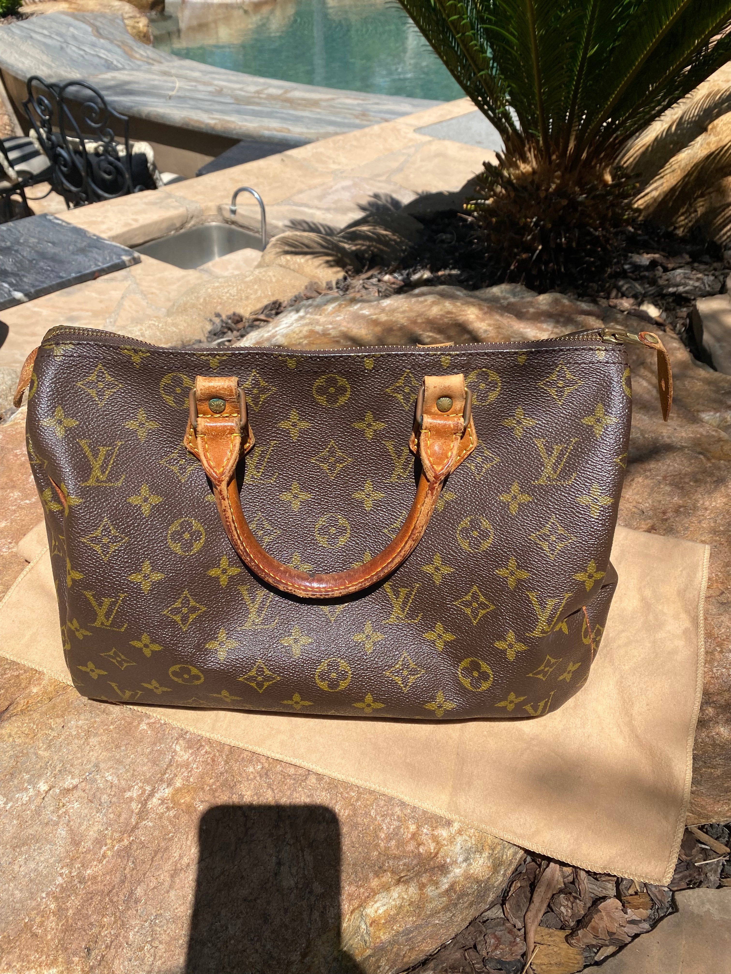 Louis Vuitton, Bags, Authentic Monogram Louis Vuitton Speedy 3 Tote Bag  Perfect Patina Size Bag